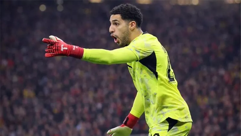 محمد صلاح: شوبير يستحق فرصة الشناوي.. ولكن الاحترام واجب
