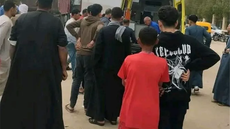 حادث مأساوي بالغنايم.. سيارة نقل تنهي حياة شاب في أسيوط 