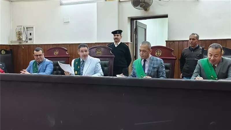 تقليد أختام رسمية..القصة الكاملة للسجن المشدد لمهندس زور محررات حكومية بالمنيا