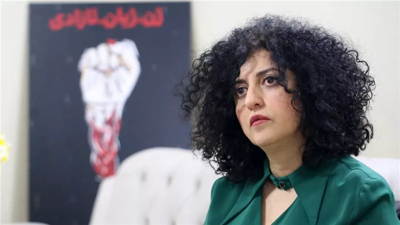 تعرضت لأزمة قلبية بالسجن.. العفو الدولية تدعو للإفراج عن الإيرانية نرجس محمدي
