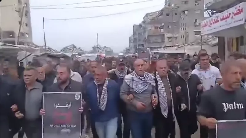 مسيرة في «جباليا» رفضا لقانون إعدام الأسرى.. هل تهز هتافات غزة ضمير العالم؟