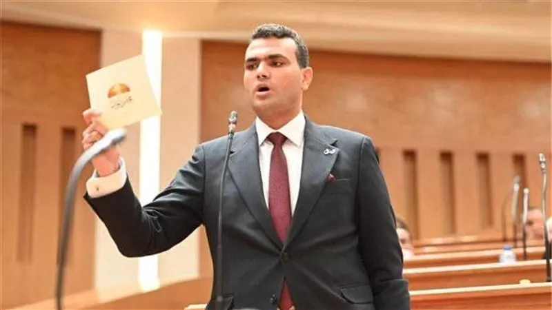 بعد تحرك حسين هريدي.. هاشم السيد ينسحب من الشركات المقيدة ويغادر البورصة