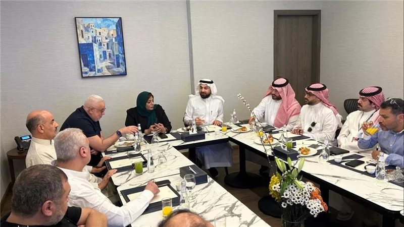 السياحة تضع اللمسات الأخيرة استعدادا للحج ومباحثات مع مقدمي خدمات الحجاج
