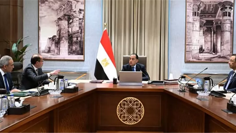مدبولي يتابع تطوير