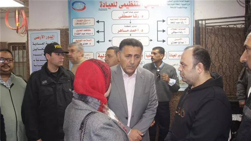 محافظ القليوبية يُجري جولة بعيادات التأمين الصحي ببنها للتأكد من انتظام الخدمة
