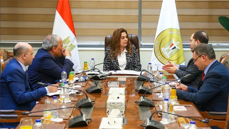 لمتابعة احتياجات المواطنين.. منال عوض تلتقي عددا من أعضاء مجلسي النواب والشيوخ
