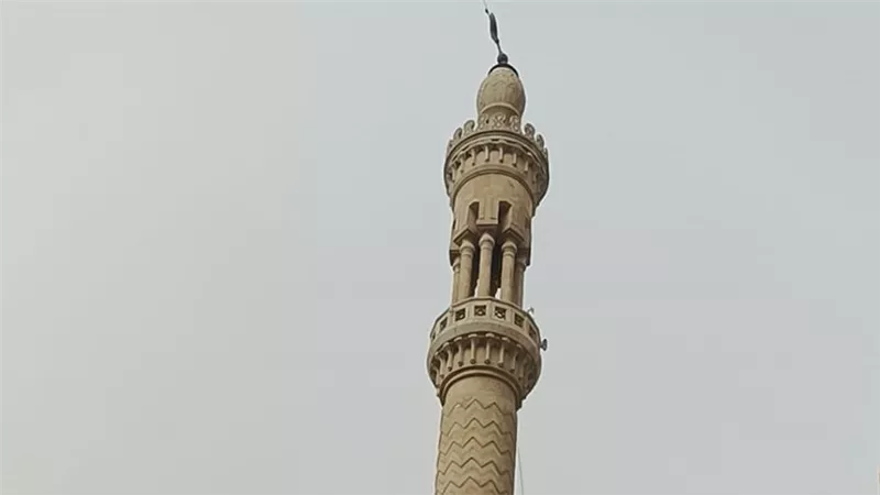 وزير الأوقاف يوجه بالتعامل مع ميل هلال مئذنة مسجد البحر بدمياط