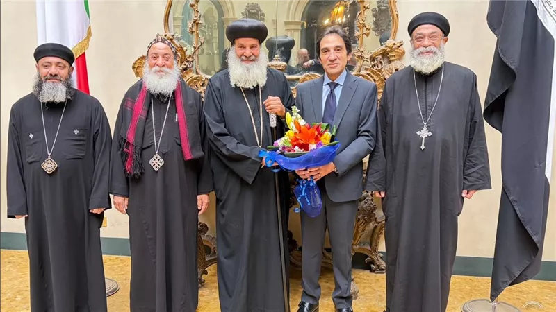 الأنبا برنابا يهنئ سفير مصر بروما بمناسبة عيد الفطر