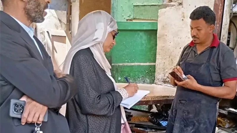 حملات تفتيشية لمديرية عمل أسوان.. وتحرير محضر للمخالفين لقانون العمل 