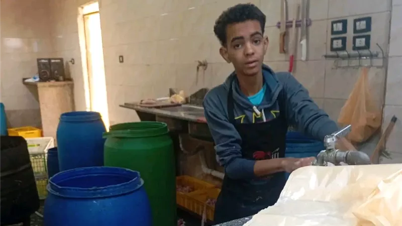 عقد اجتماع اللجنة الاستشارية للعمالة غير المنتظمة بمحافظة أسوان 