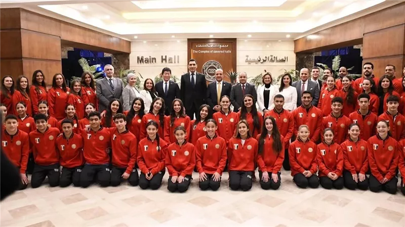 وزير الشباب والرياضة يلتقي لاعبي المنتخب القومي ويحثهم على تحقيق أفضل المراكز 