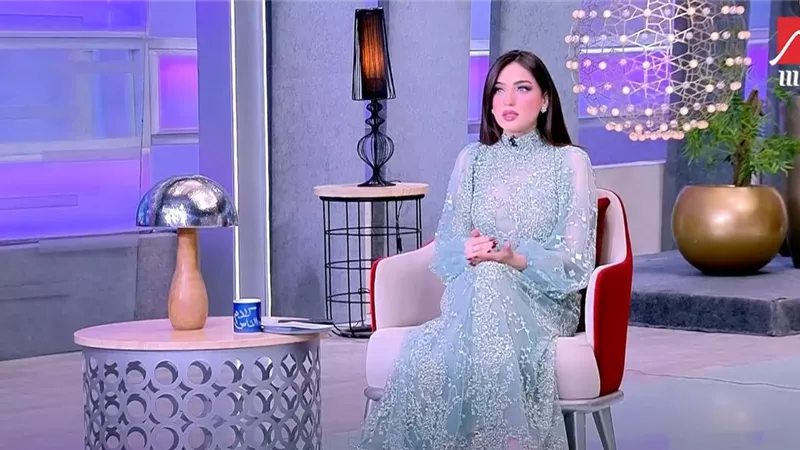 نصيحة ياسمين عز: البسي شتوي وأقعدي محرورة بس متنكديش على الراجل