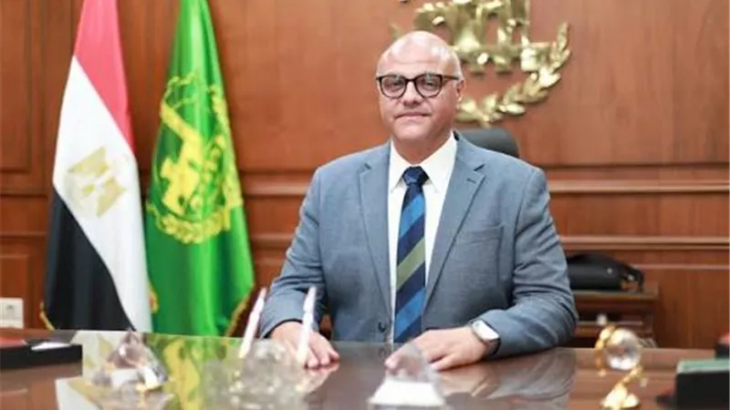 لمنحه وسام «الأمير نايف للأمن العربي .. محافظ الإسكندرية يهنىء رئيس الجمهورية 