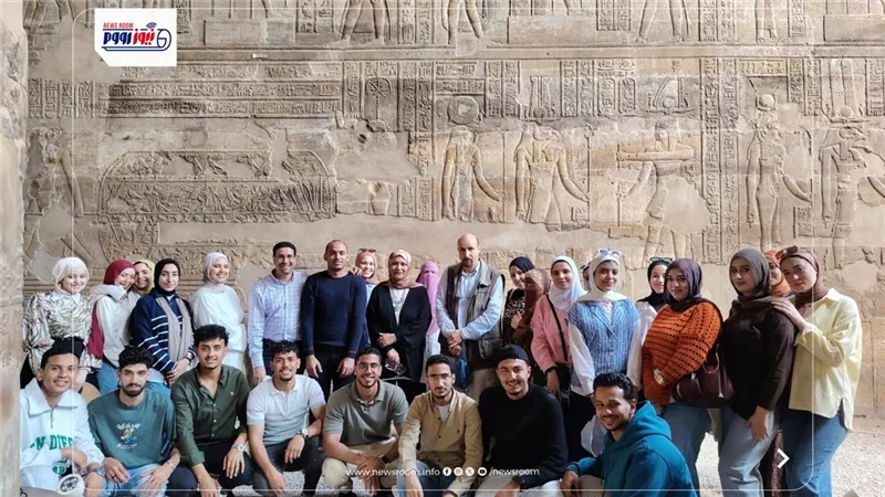 كلية الآثار بجامعة الفيوم تختتم رحلتها العلمية للطلاب بمدينتي الأقصر وأسوان