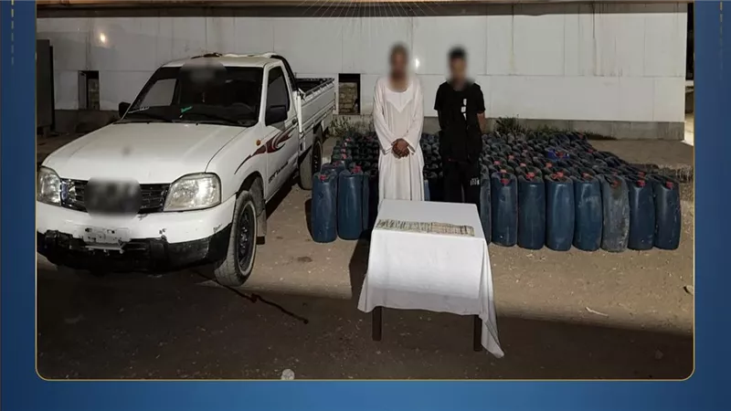 حجب السولار لتحقيق أرباح غير مشروعة.. ضبط المتهمين وبحوزتهم 5 أطنان بأسوان
