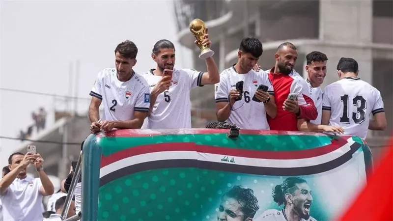 العراق تحتفل بتأهل الأسود بـ8 قرارات ذهبية نصب تذكاري وجواز سفر دبلوماسي