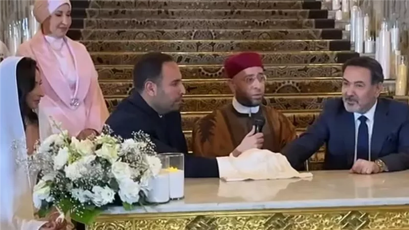 الشيخ أسامة الأزهري يعقد قران ابنة الإعلامي خيري رمضان