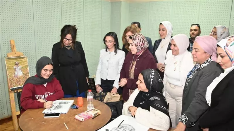 وزيرة الثقافة ومحافظ البحيرة تتفقدان دار الأوبرا ومركز الإبداع الفني بدمنهور
