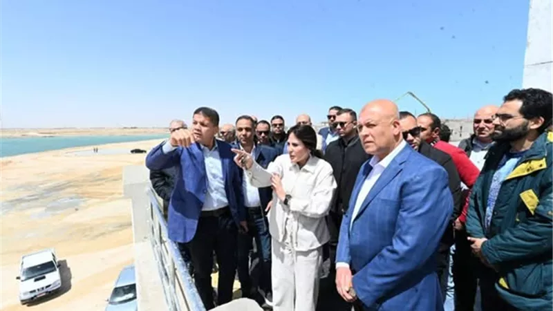 وزيرة الإسكان تتفقد مشروعات البحيرات الجنوبية «نيو مارينا» بالعلمين