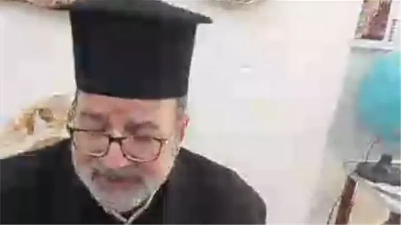 سنابل وتيجان وصلبان تزين احتفالات أحد الزعف في دمياط