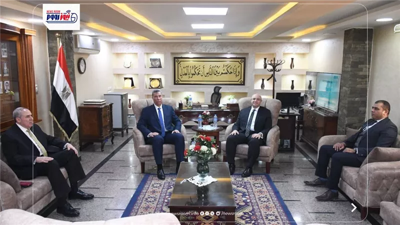 محافظ الفيوم يبحث سبل تعزيز التعاون المشترك مع رئيس المحكمة والمحامي العام