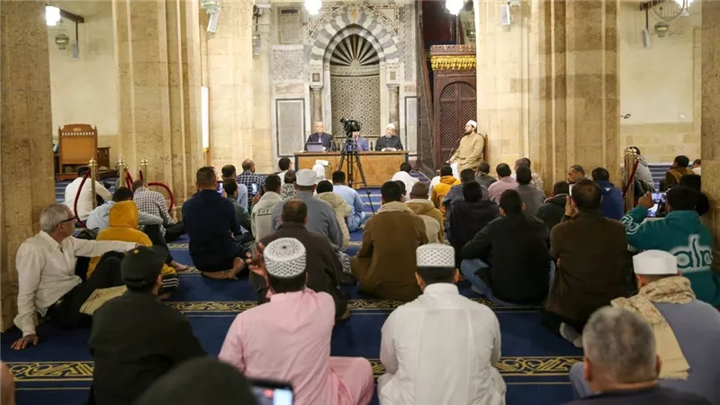 الجامع الأزهر يناقش فقه المعاملات ودور الشركات في بناء المجتمعات