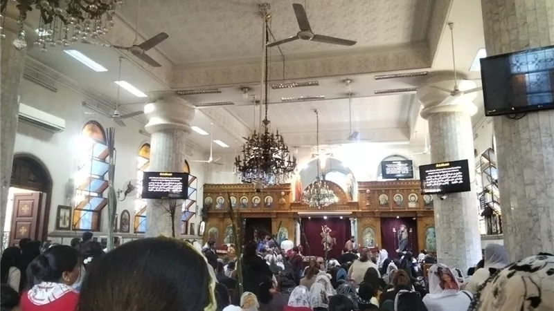 لترشيد استهلاك الكهرباء كنيسة أبو سيفين والأمير تادرس بطنطا تطفئ معظم الأنوار 