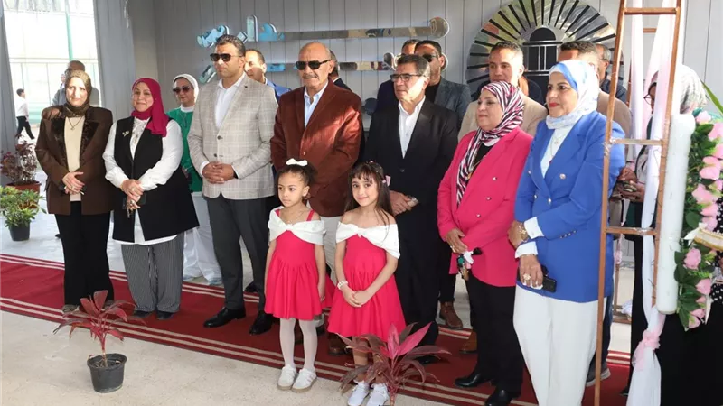 اطلاق مبادرة نجوم الملاعب في كل مدرسة بطل من مدرسة اللغات الفرنسية بحي السويس
