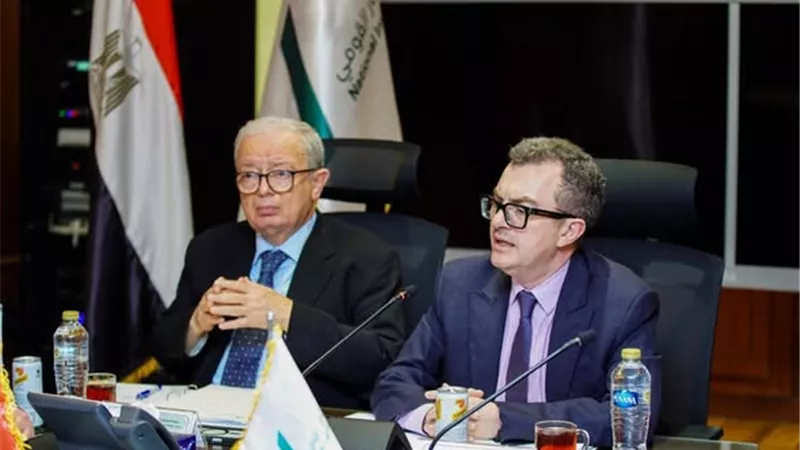 وزير التخطيط يترأس اجتماع بنك الاستثمار القومي لإعادة هيكلة دوره التنموي