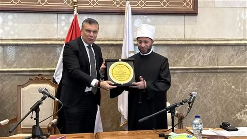 اتحاد إذاعات وتلفزيونات دول منظمة التعاون الإسلامي يكرم وزير الأوقاف 
