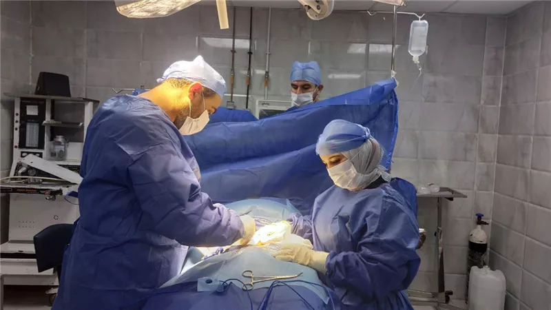 انجاز طبي بمستشفي الزقازيق العام.. 40 عملية جراحية خلال 30 ساعة