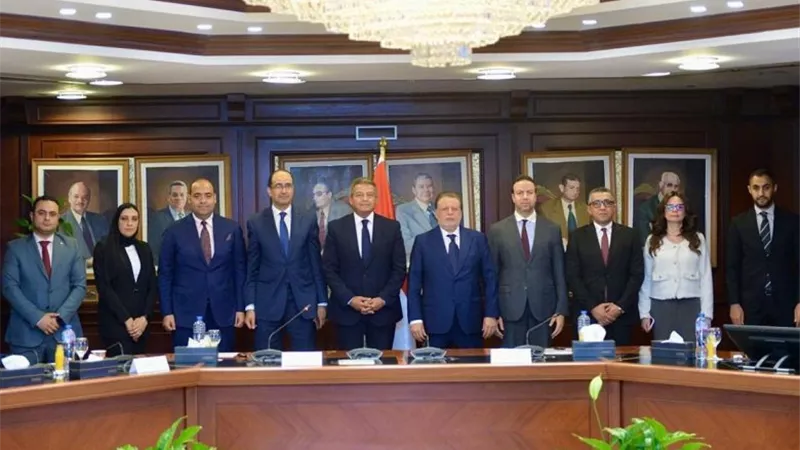 تعاون مشترك بين البنك المركزي والمجلس الأعلى للإعلام لحماية البيانات المصرفية