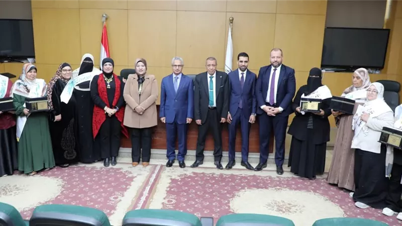 رحلة عمرة لكل أم مثالية.. تكريم استثنائي في بني سويف