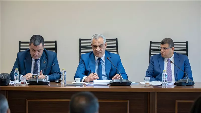  جمبلاط: ضرورة ربط الجهات التصنيعية المختلفة بما يحقق مستهدفات الدولة