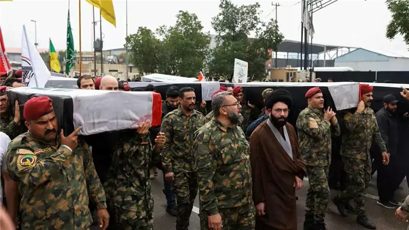 مقتل مجاهد من الحشد الشعبي بغارة على غرب العراق قرب الحدود السورية