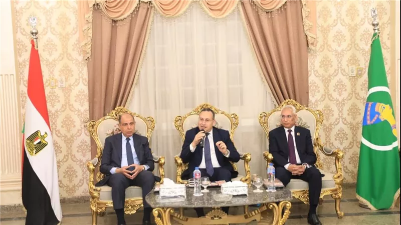 وزير التعليم العالي يلتقي محافظ المنيا ورئيس الجامعة لبحث سبل التعاون المشترك 