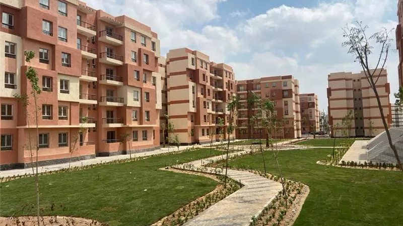 هل يتخطى راتبك 15 ألف؟.. الإسكان تعلن شروطا جديدة للحصول على شقة لمحدودي الدخل