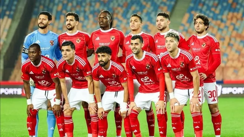 تحرك عاجل من الأهلي ضد لجنة الحكام.. لن يلعب مباراة سموحة |خاص