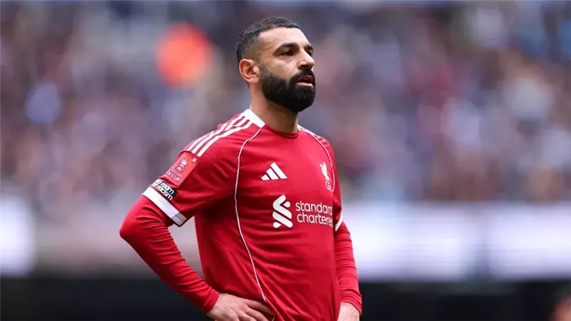 حميد ألتينتوب يتغنى بمسيرة محمد صلاح ويتمنى بقائه في أوروبا