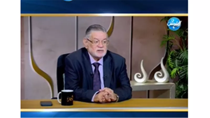 وشهد شاهد.. إخواني سابق: حسن البنا زور الحقائق وليس خريج دار العلوم