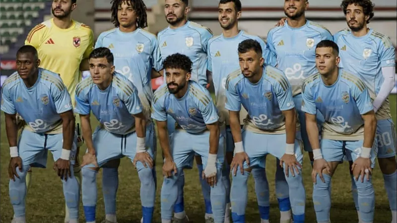 سوء تقدير وإدارة.. شوبير يفتح النار على لجنة الحكام بسبب محمود وفا