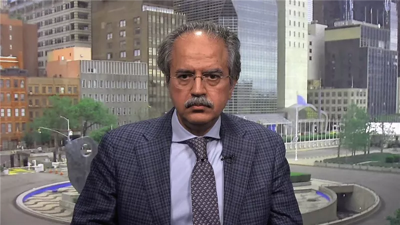 مندوب باكستان لدى مجلس الأمن: العالم يمر بأزمة طاقة نتيجة إغلاق مضيق هرمز