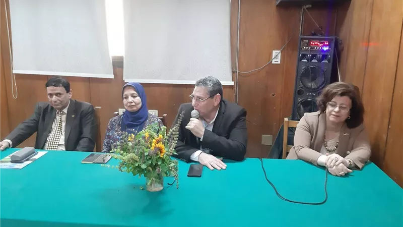 مؤتمر بجامعة بني سويف يكشف مخاطر القراد على صحة الماشية