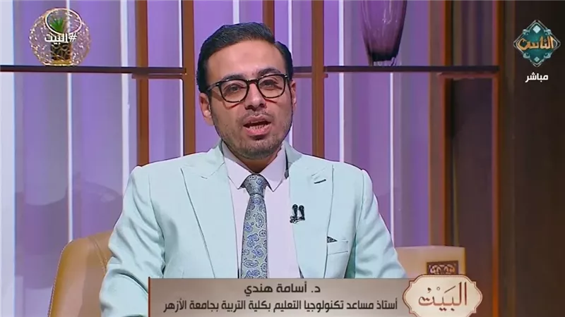 كيف يتقارب الآباء مع الأبناء في عصر السرعة؟.. أسامة هندي يجيب