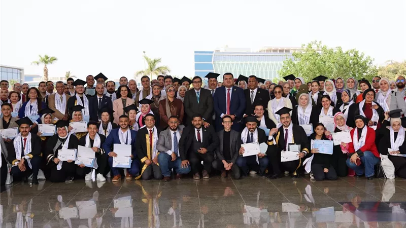 سفراء الذكاء الاصطناعي: تدريب متقدم لمهارات تطبيقية في تحليل البيانات 