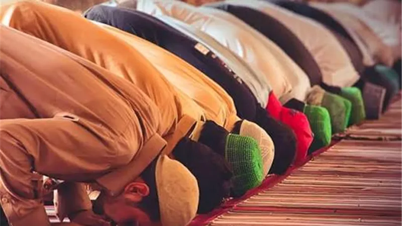 سنن مهجورة ثابتة عن النبي.. التعرض للمطر والنفل يسارا أبرزها