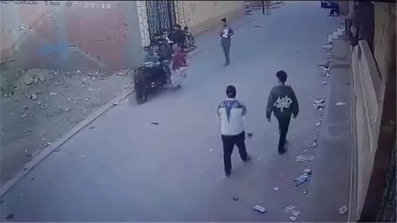 بسبب 