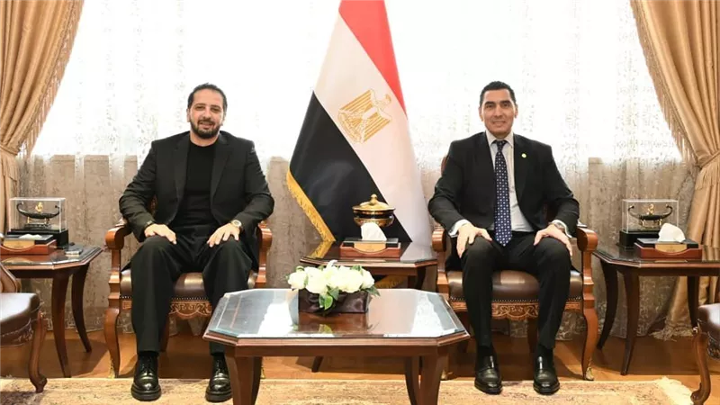 وزير الشباب والرياضة يبحث مع الرئيس التنفيذي لشركة «MBG» سبل التعاون