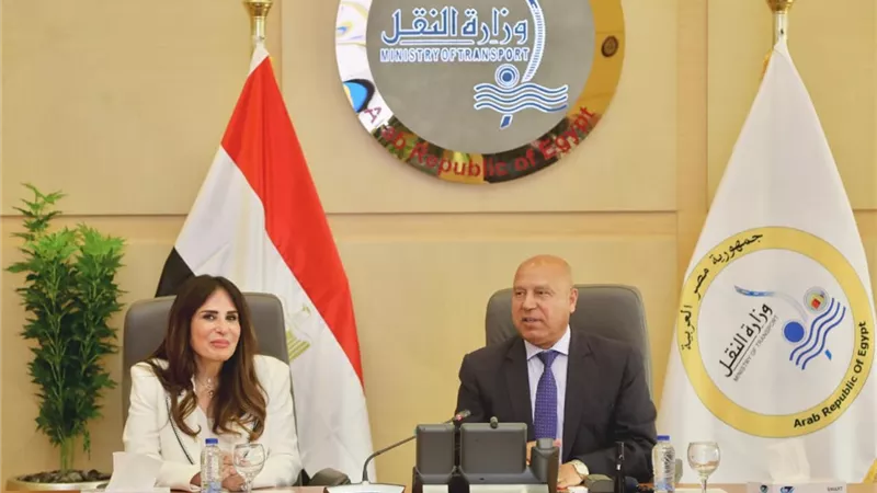 تحالف النقل والإسكان لتنظيم حركة التنقل بالمدن الجديدة وربطها بالنقل الجماعي
