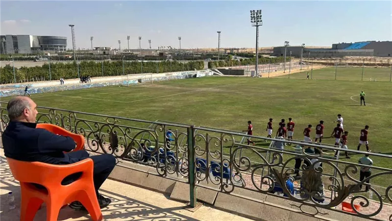 بعد ساعات من التعادل مع الأهلي.. علي ماهر بتابع شباب سيراميكا لتصعيد المميزين 